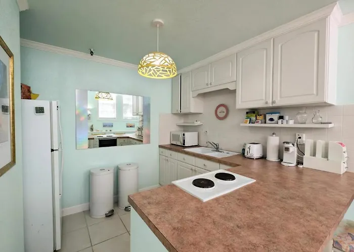 Palm Beach Hotel Short Term Rental