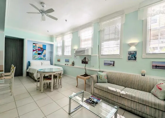 Palm Beach Hotel Short Term Rental